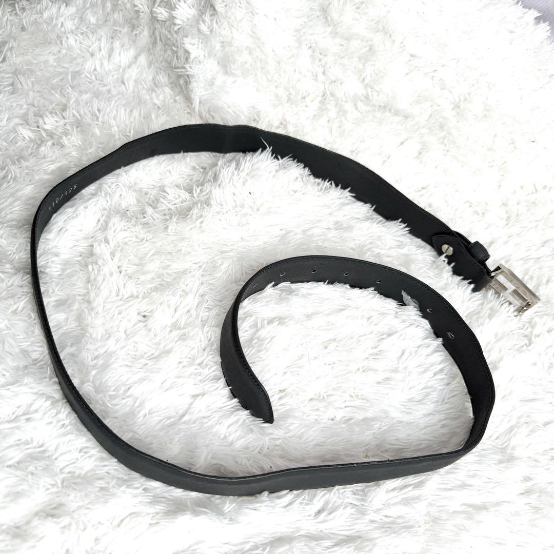 【極美品】フェンディ ベルト ズッカ ロゴ シルバー メンズ レザー