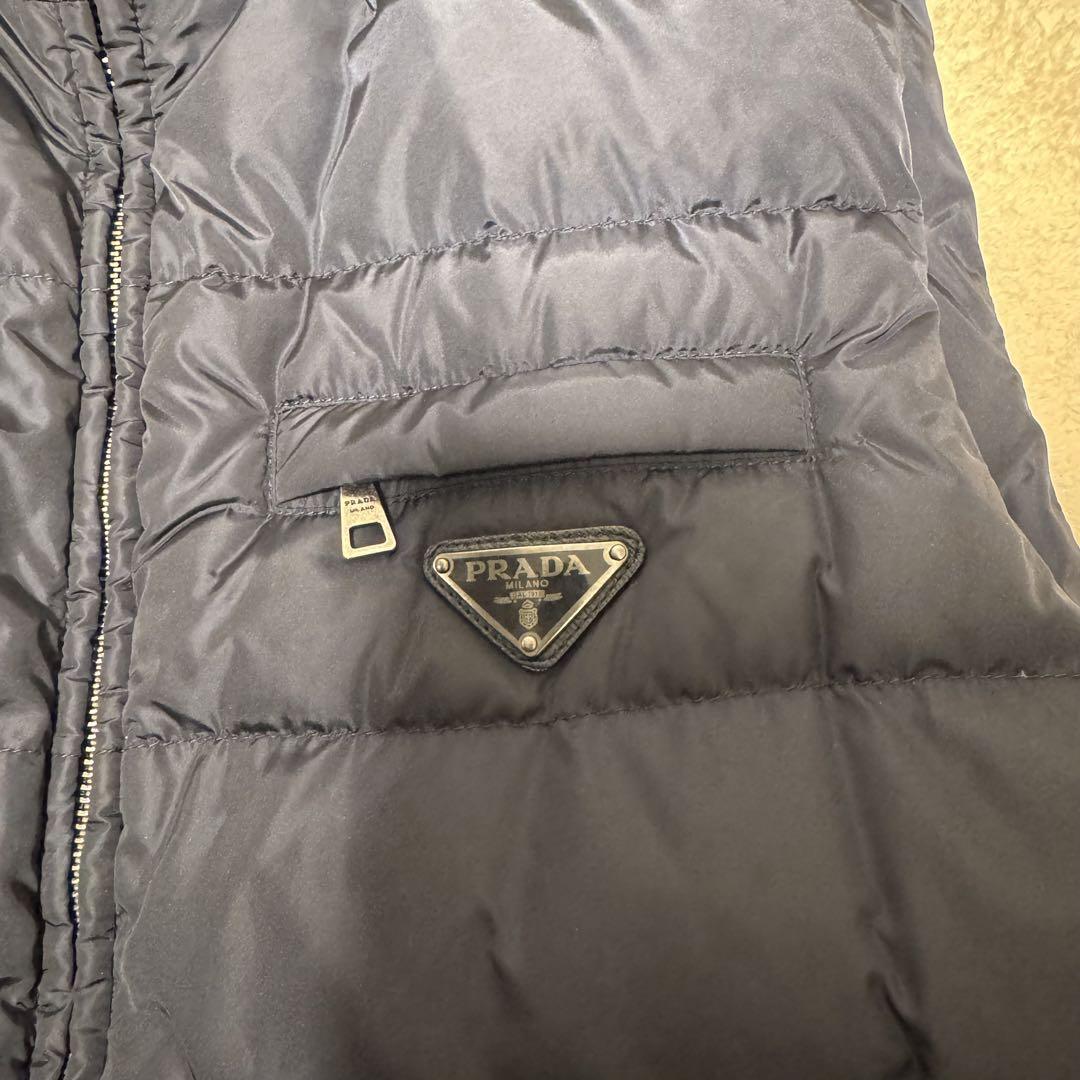 ジャケット・アウター prada triangle logo down vest navy