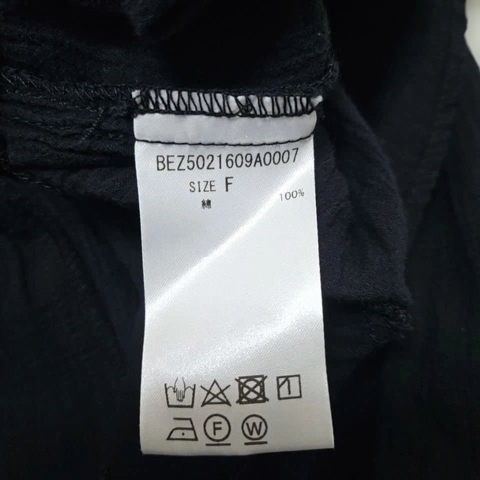 【美品】黒ティアードロングワンピース バックツイスト バルーンスリーブ F 【美品】黒ティアードロングワンピース バックツイスト バルーンスリーブ F