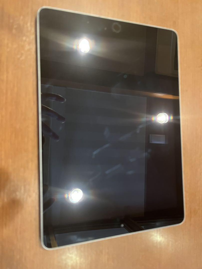 Apple iPad シルバー 本体　第6世代　Wifi 128GB 86%