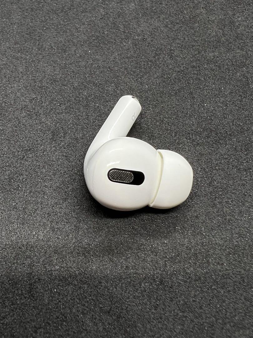 Apple  AirPods Pro 第1世代 右耳のみ R イヤホン 328 - メルカリ