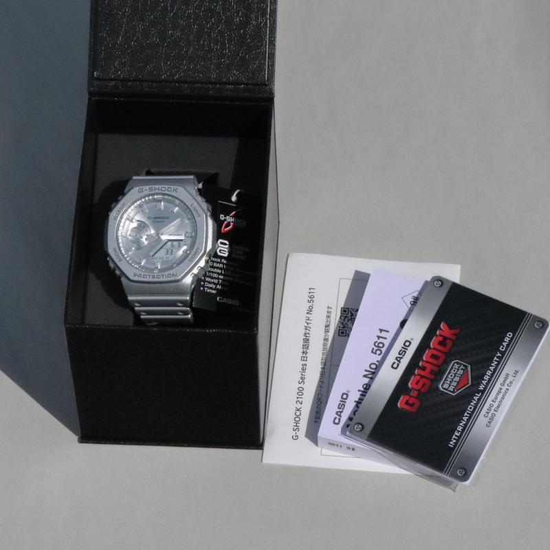 新品　G-SHOCK GA-2100FF-8A シルバー逆輸入