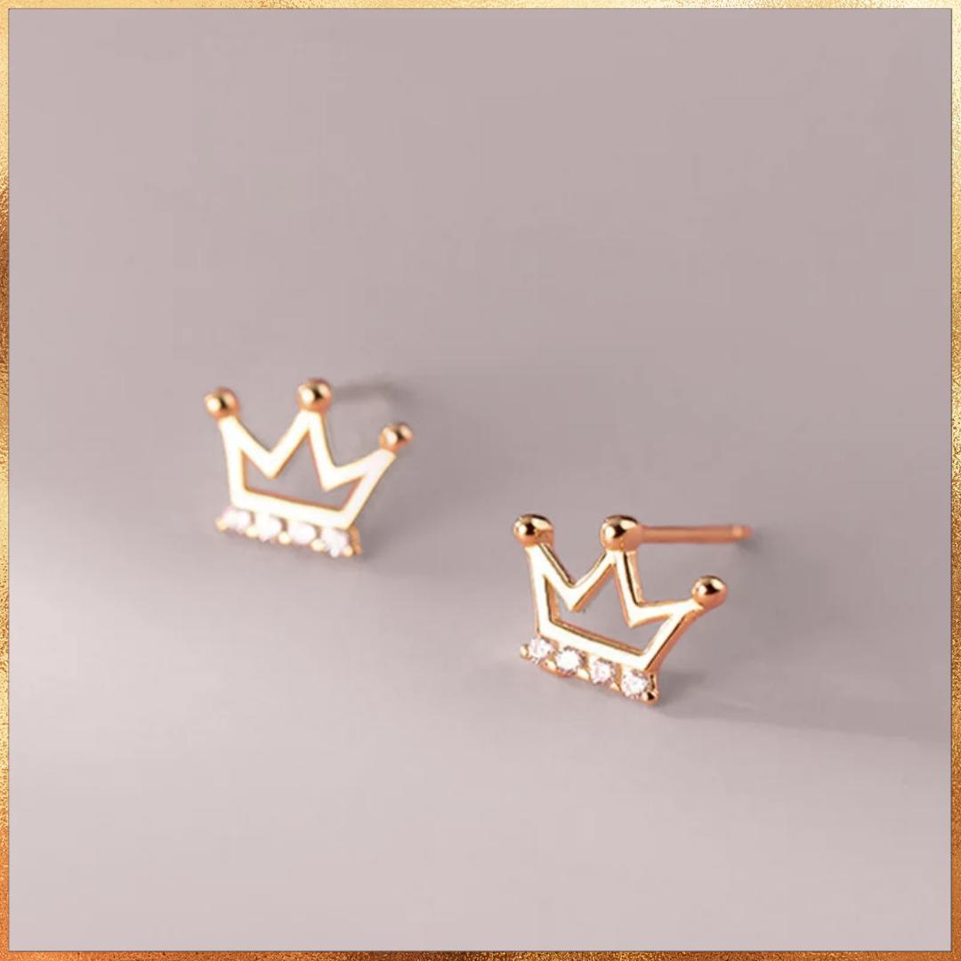 049Dk【ピンクゴールド】ピアス　クラウン　王冠　大人可愛い　S925　CZ