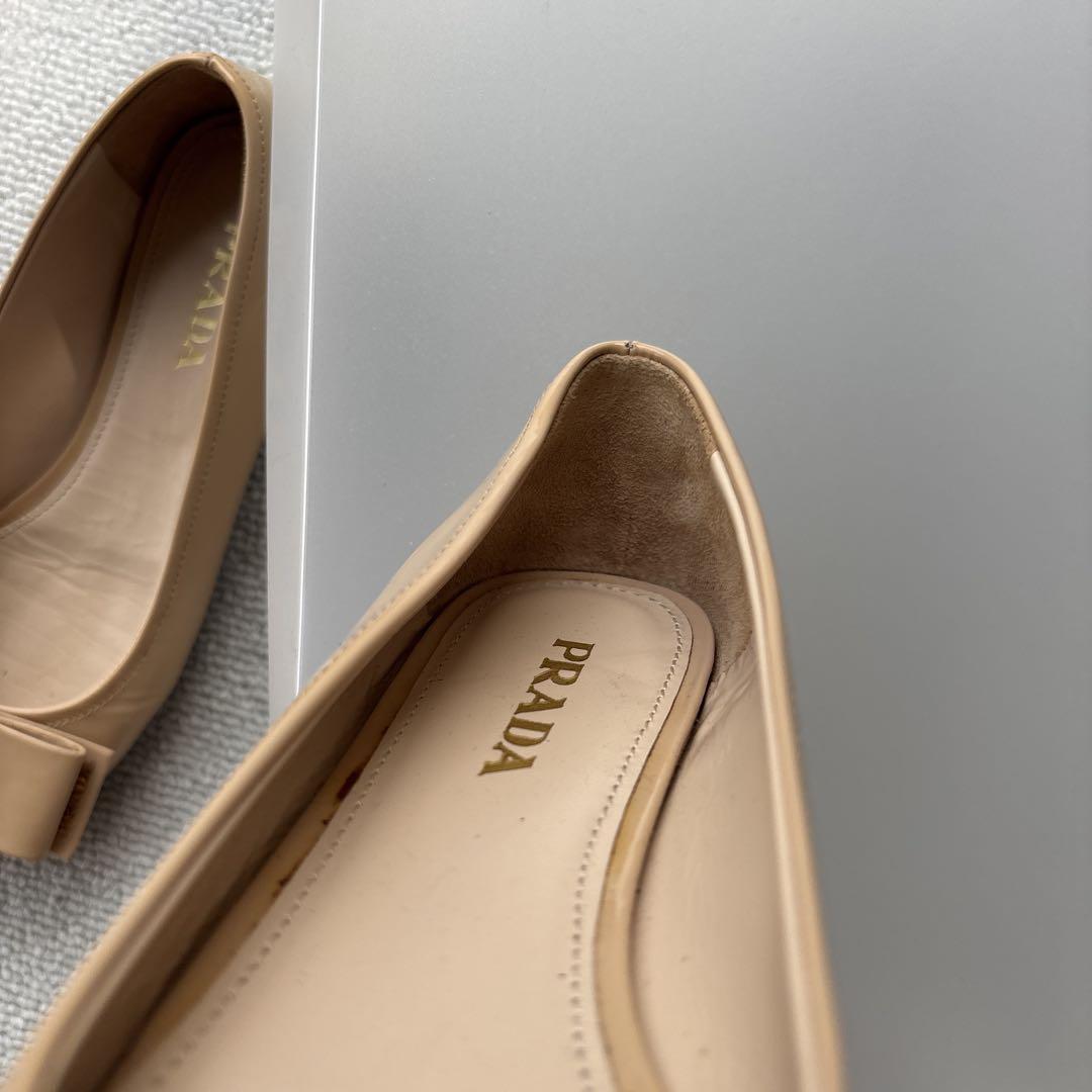 PRADA ベージュ リボン付きフラットシューズ 36