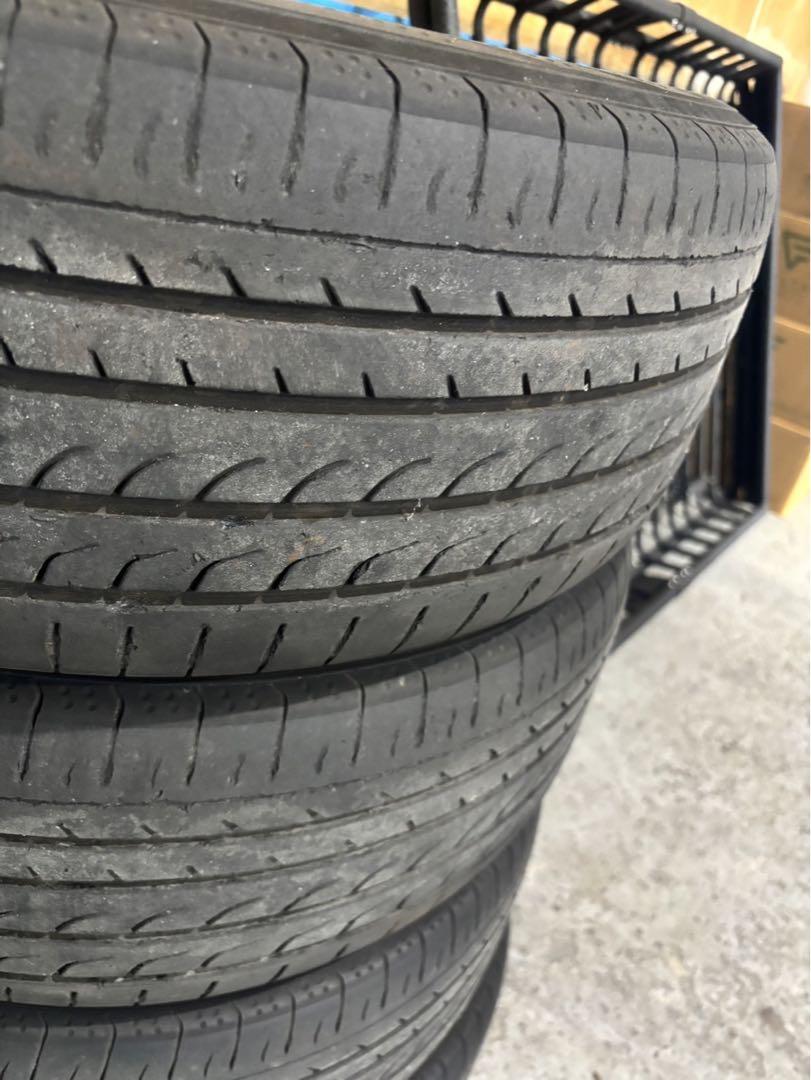 トヨタ ヴェルファイア18インチ ホイールセット