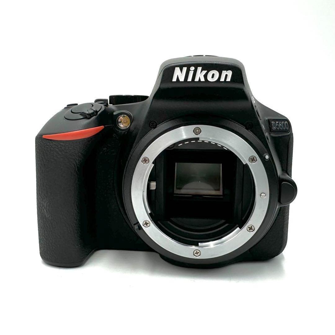 ❁極美品❁Wi-Fi搭載❁Nikon ニコン D5600 ダブルレンズセット ❁極美品❁Wi-Fi搭載❁Nikon ニコン D5600 ダブルレンズセット