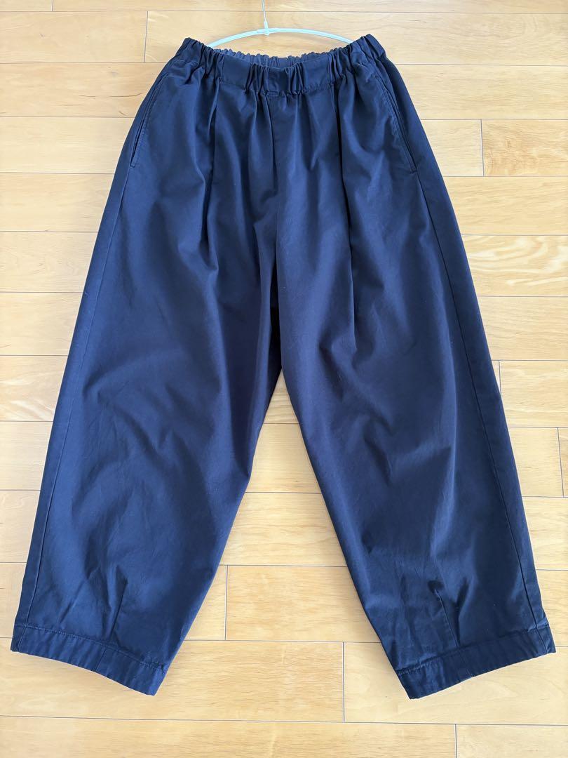 かぐれ　コットンクロップドパンツ　ブラック