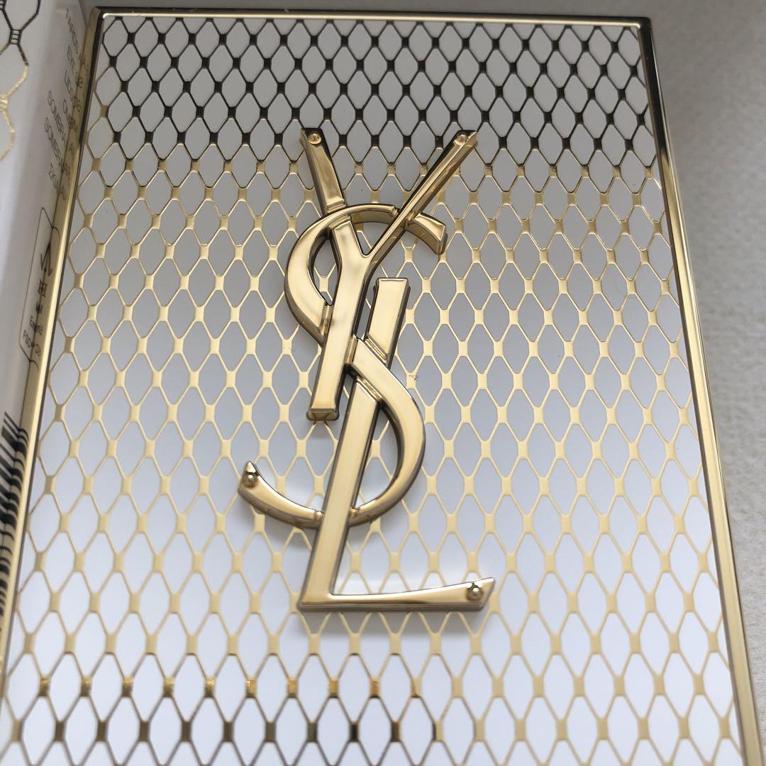 YSL クチュール ミニ クラッチ 024 ゴールデンレース - メルカリ