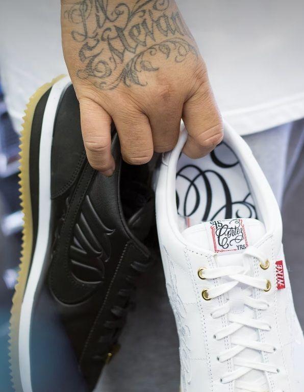 MR CARTOON CORTEZ BASIC チカーノ