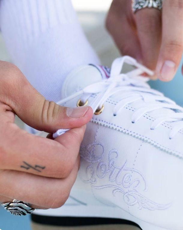 MR CARTOON CORTEZ BASIC チカーノ