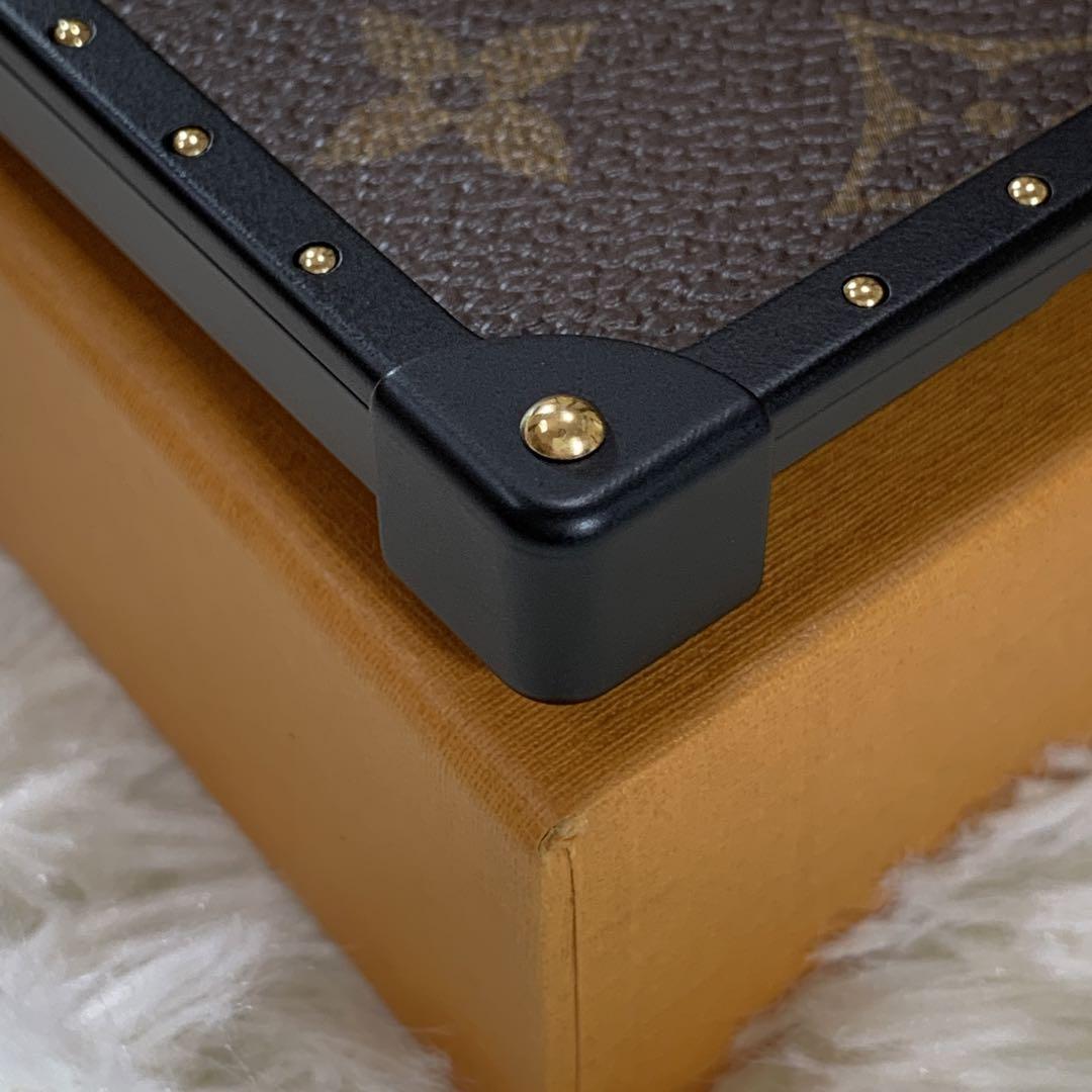 LOUIS VUITTON　ルイヴィトン　iPhoneケース　X/XS