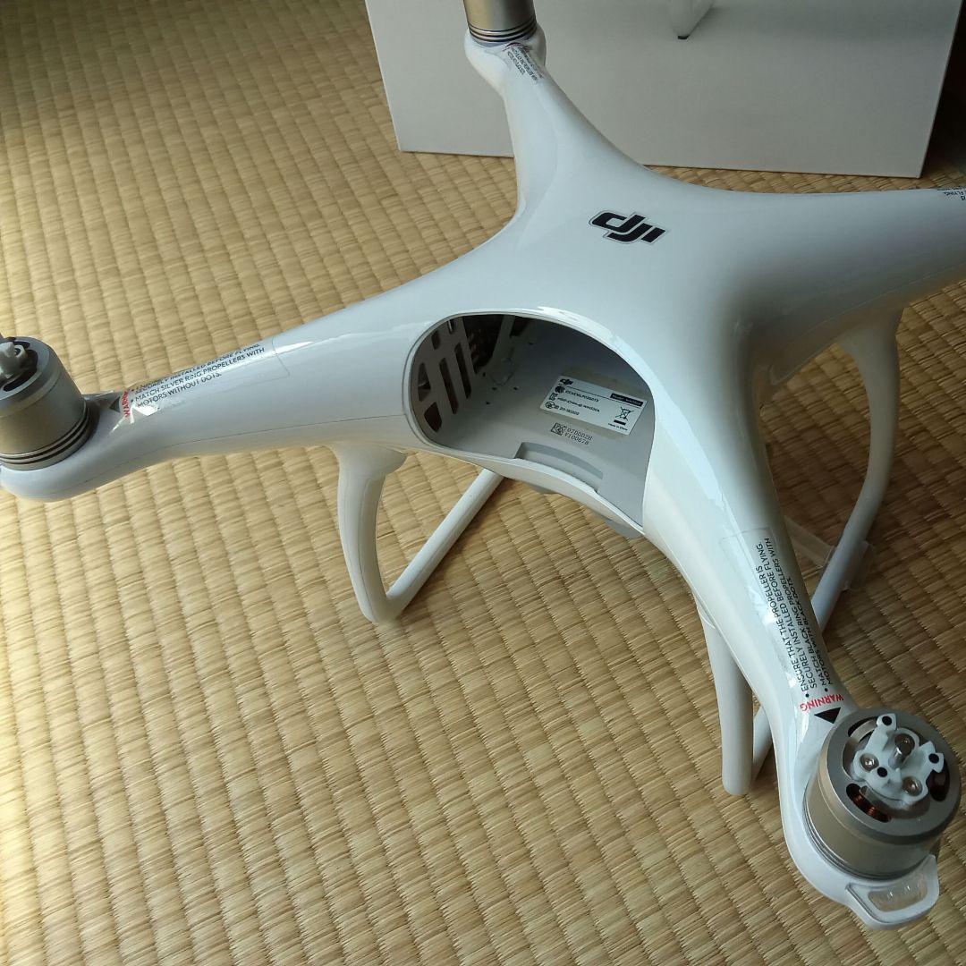 DJI『PHANTOM4』