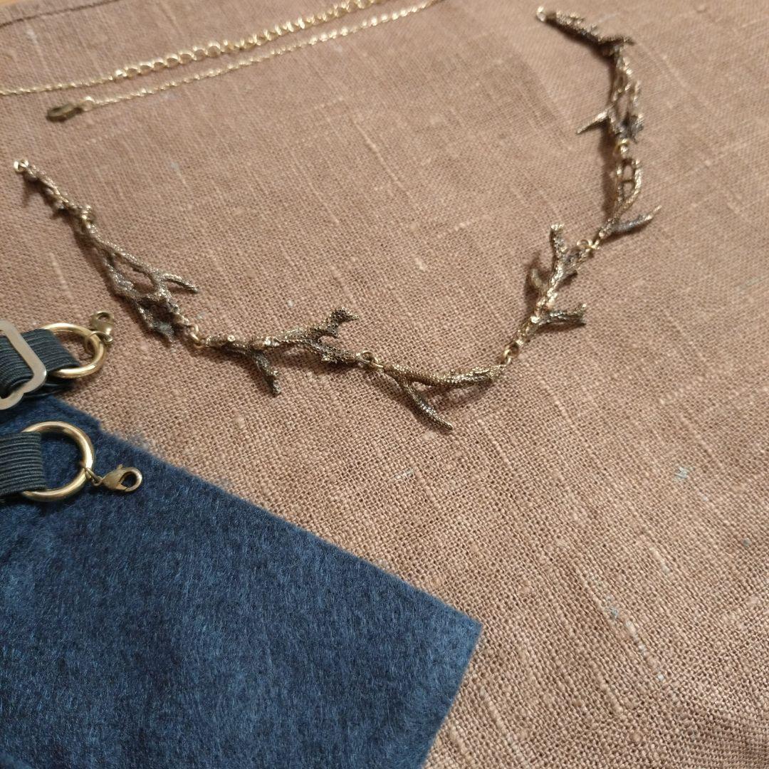 PLUIE サンゴモチーフヘッドバンド　ネックレス　ヘッドドレス