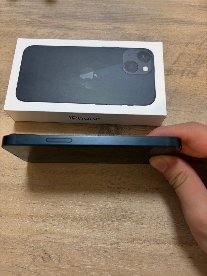 iPhone13mini ネイビー128GB バッテリー残量100% iPhone13mini ネイビー128GB バッテリー残量100%