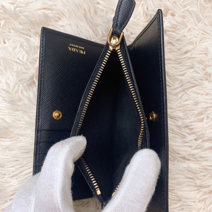 極美品✨プラダ 長財布 二つ折り サフィアーノレザー 三角ロゴ