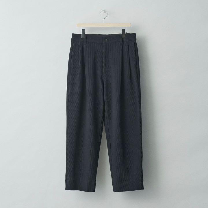 Gradation Pleats Wide Trousers