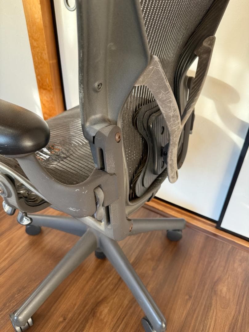 アーロンチェア Bサイズ フル装備 座面交換要Herman Miller MARWIL-DEMENAGEMENTS_CH