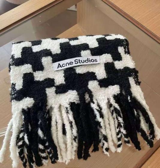 ACNE STUDIOS ハウンドトゥーススカーフ グリーン