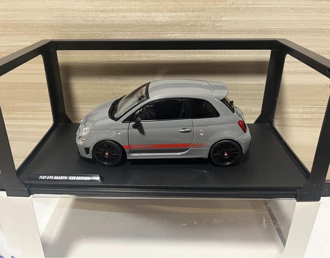 SOLID 1/18 FIAT 695 XSR エディション　グレー