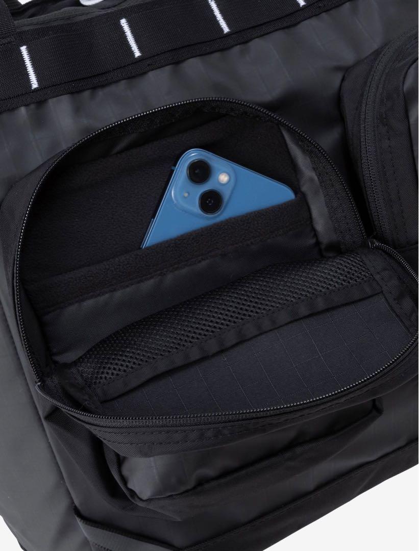 ノースフェイス　トートバッグ　ベースキャンプボイジャートート　限定販売品　新品
