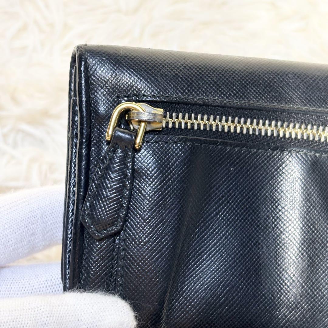【PRADA 】フィオッコ　長財布 ウォレット サフィアーノレザー リボン