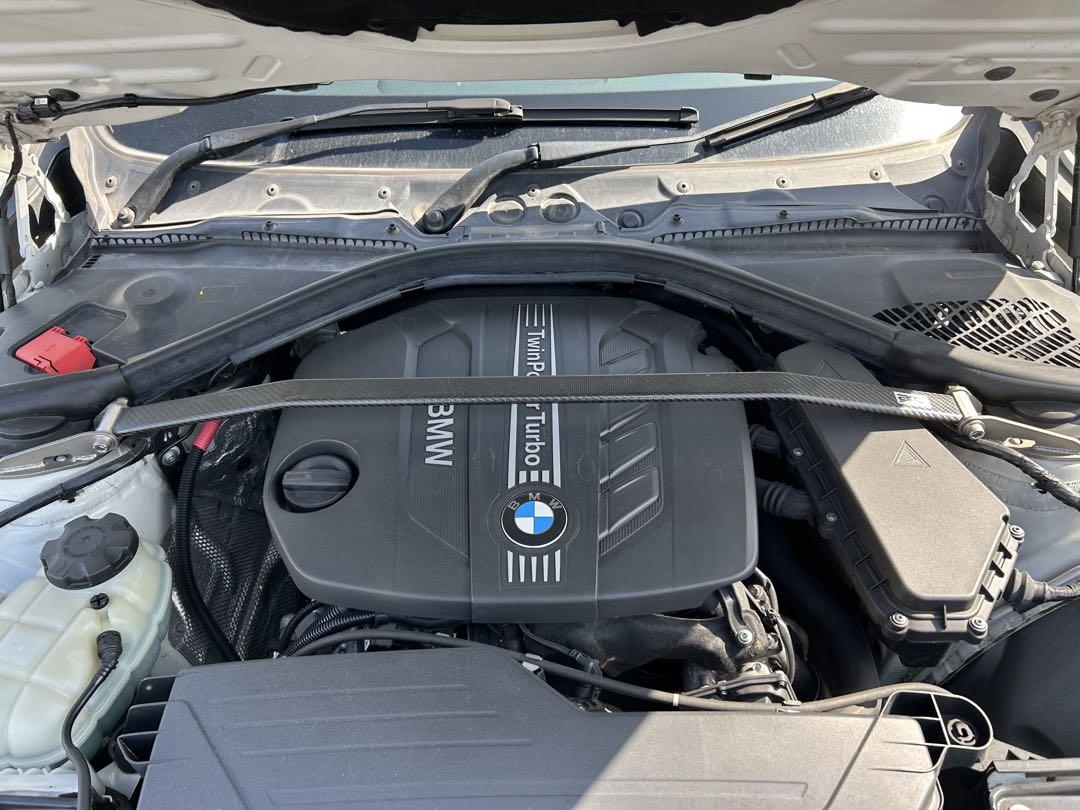 BMW320d (F30、F31) ARC製カーボンフロントタワーバー