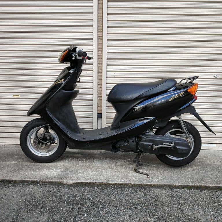 選ぶなら 2ストモデル Sa16j Jog ジョグ ブラック 大阪 スクーター 原付 黒色 オートバイ車体