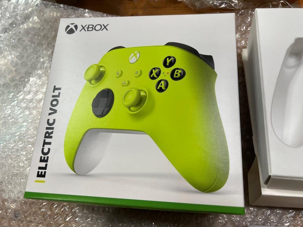 XBOX Series コントローラ エレクトリックボルト 新品同様
