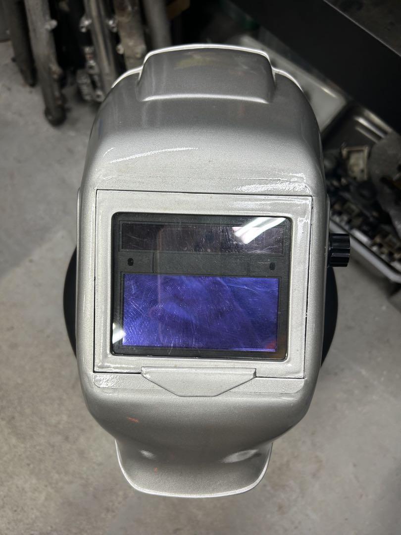 スズキッドアイボーグ溶接面！自動遮光！