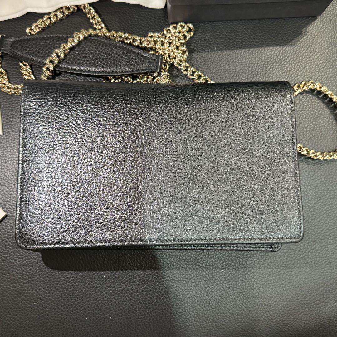 GUCCI 黒 レザー ショルダーバッグ