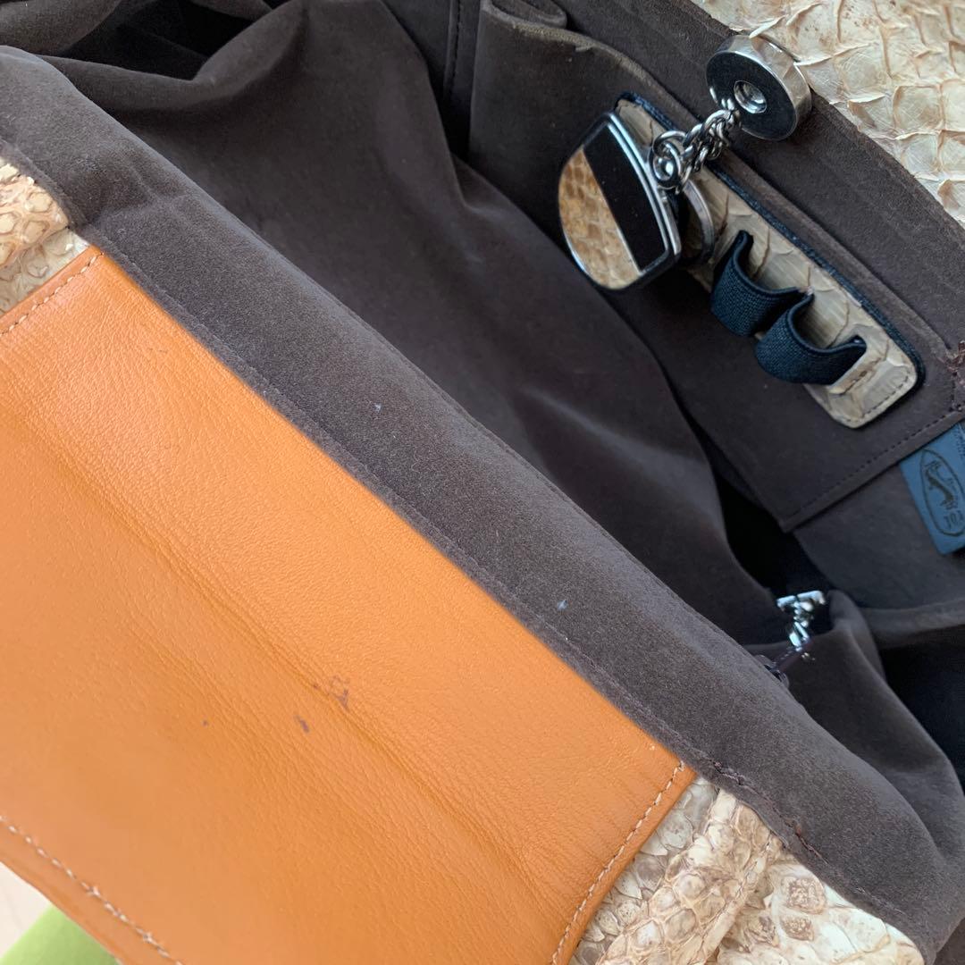 【匿名配送】JRA認定 パイソン ヘビ革 トートバッグ レディース 革バック 【匿名配送】JRA認定 パイソン ヘビ革 トートバッグ レディース 革バック