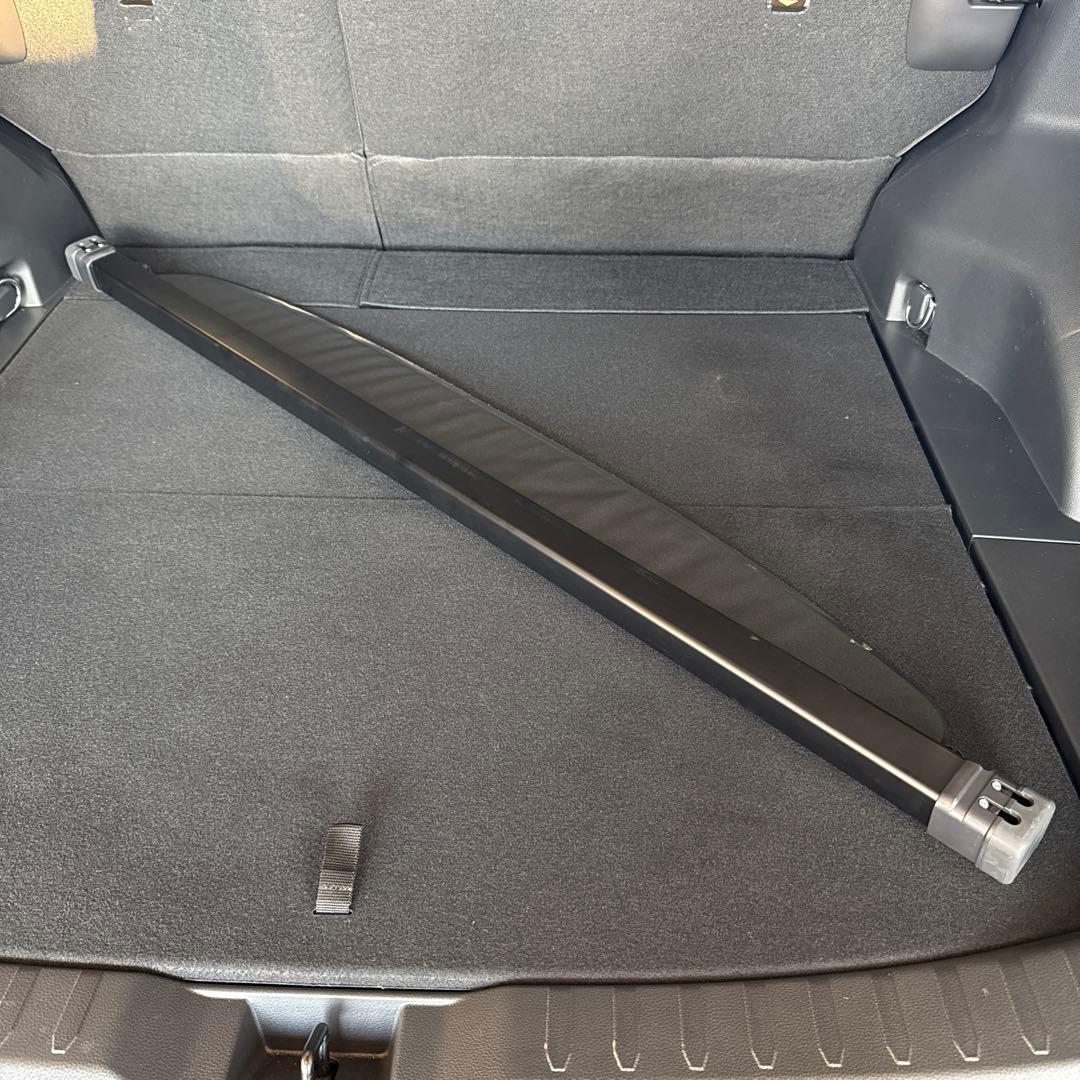 トヨタ RAV4 純正オプション品 トノカバー トヨタ RAV4 純正オプション品 トノカバー