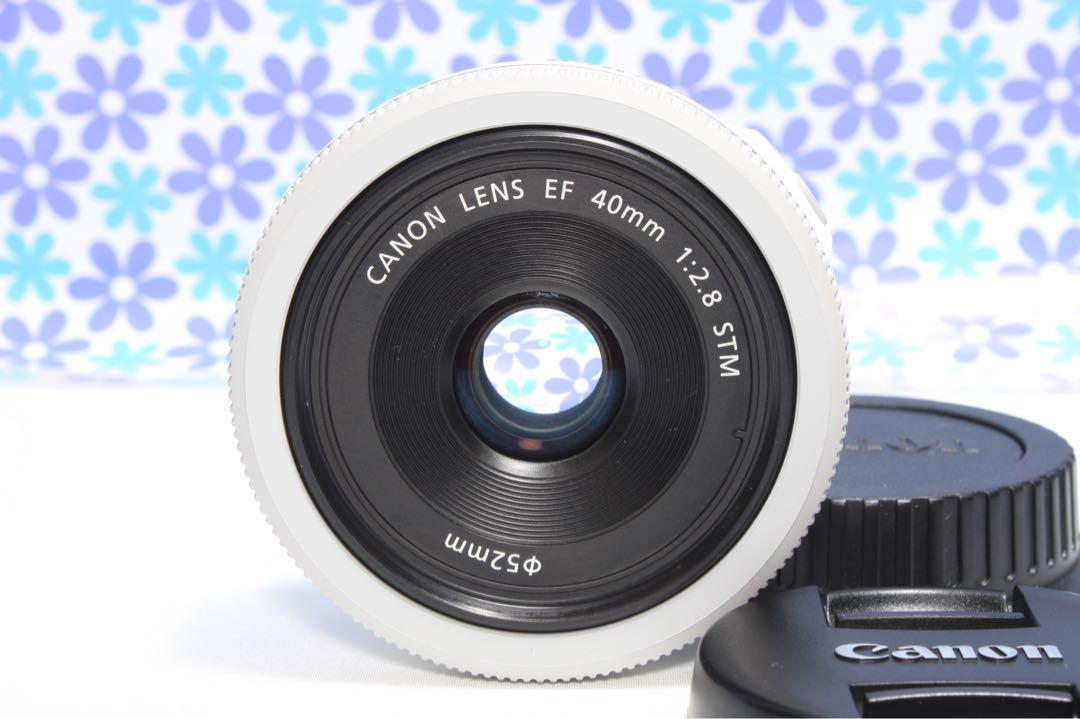 極美品❤️Canon EF 40mm E2.8 STM ホワイト❤単焦点レンズ❤️