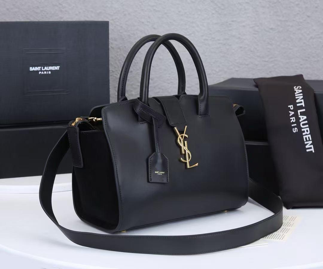 美品 DIOR TRIBALES ピアス