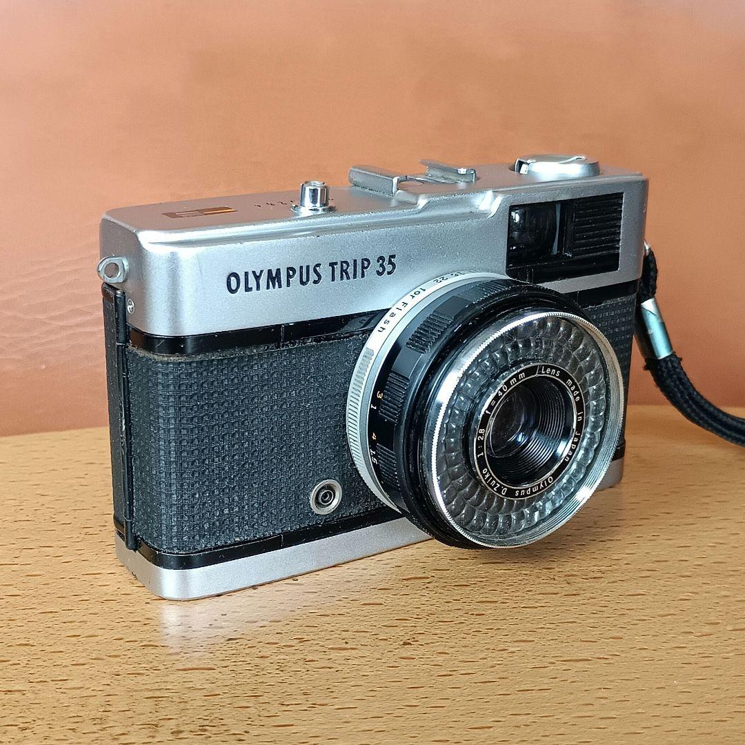 フィルムカメラ【整備、完動品】オリンパストリップ35