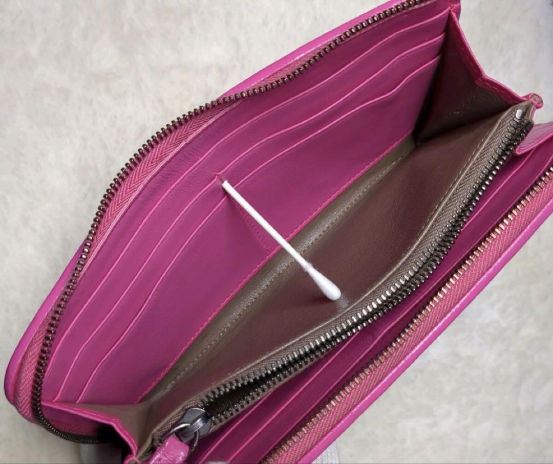 BOTTEGA VENETAピンク長財布 2025 1月リペア済み美品3日で削除