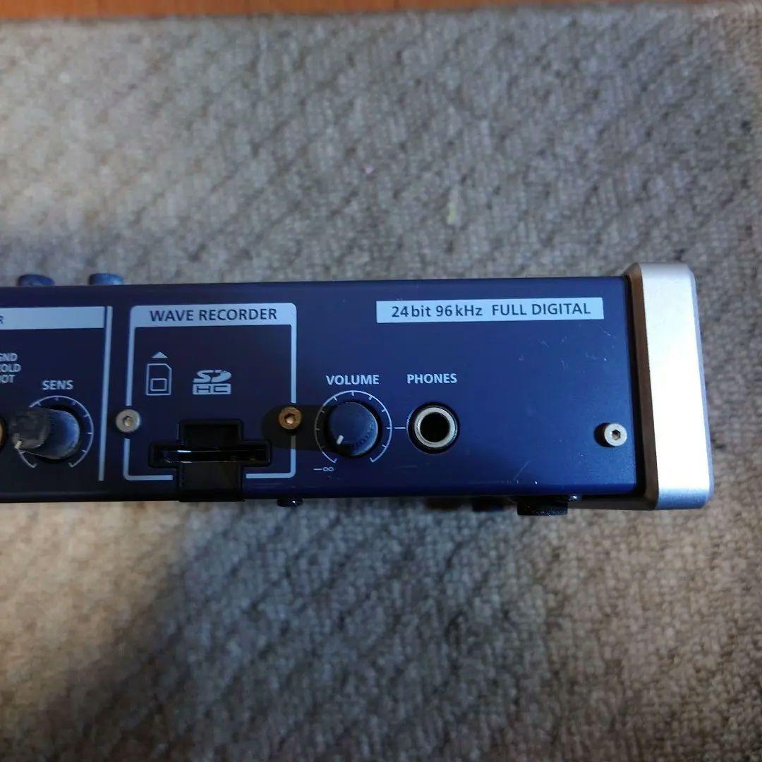 Roland SONAR V-STUDIO 100（VS-100）