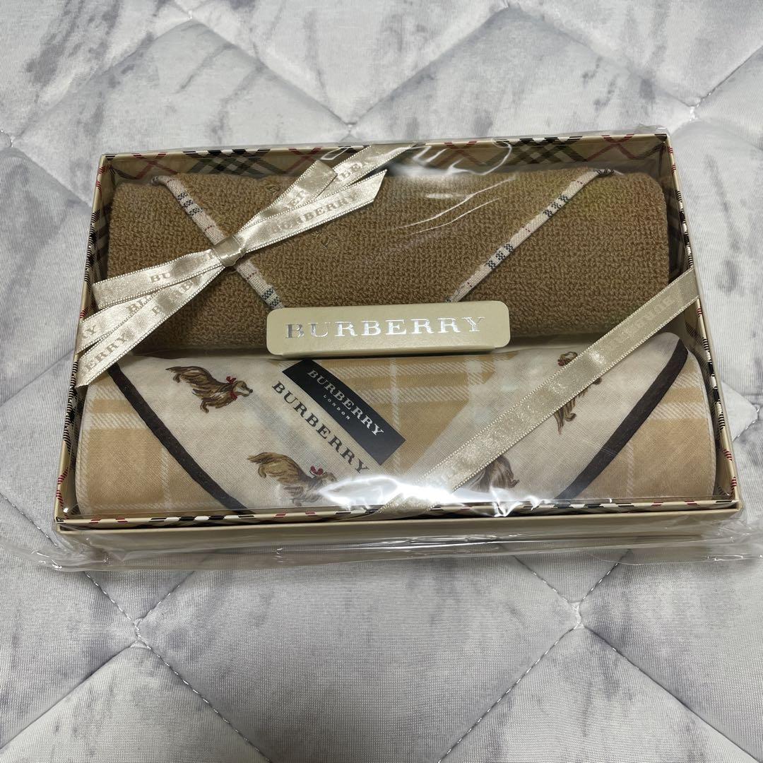 BURBERRYプレゼントタオルセット
