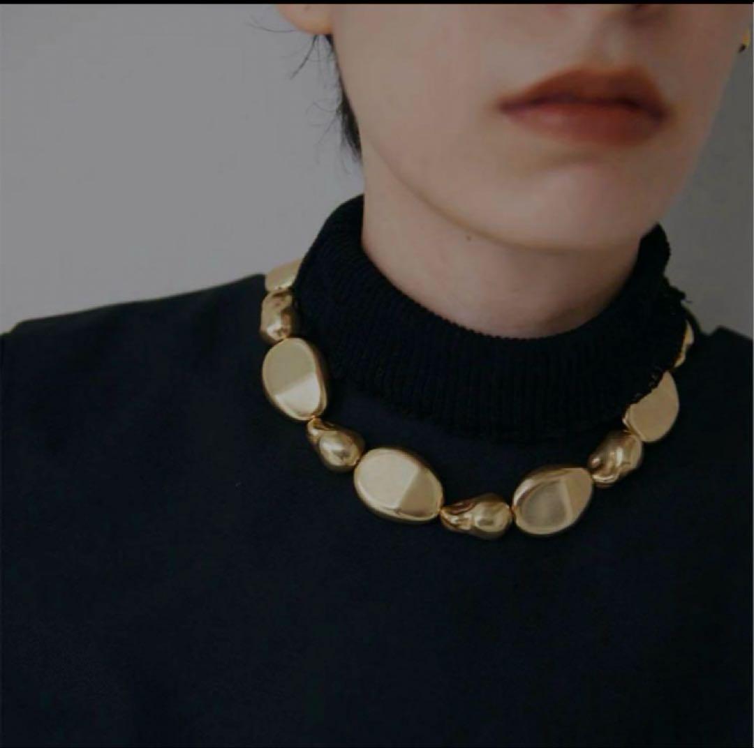 UND DEFORMED STONE NECKLACE