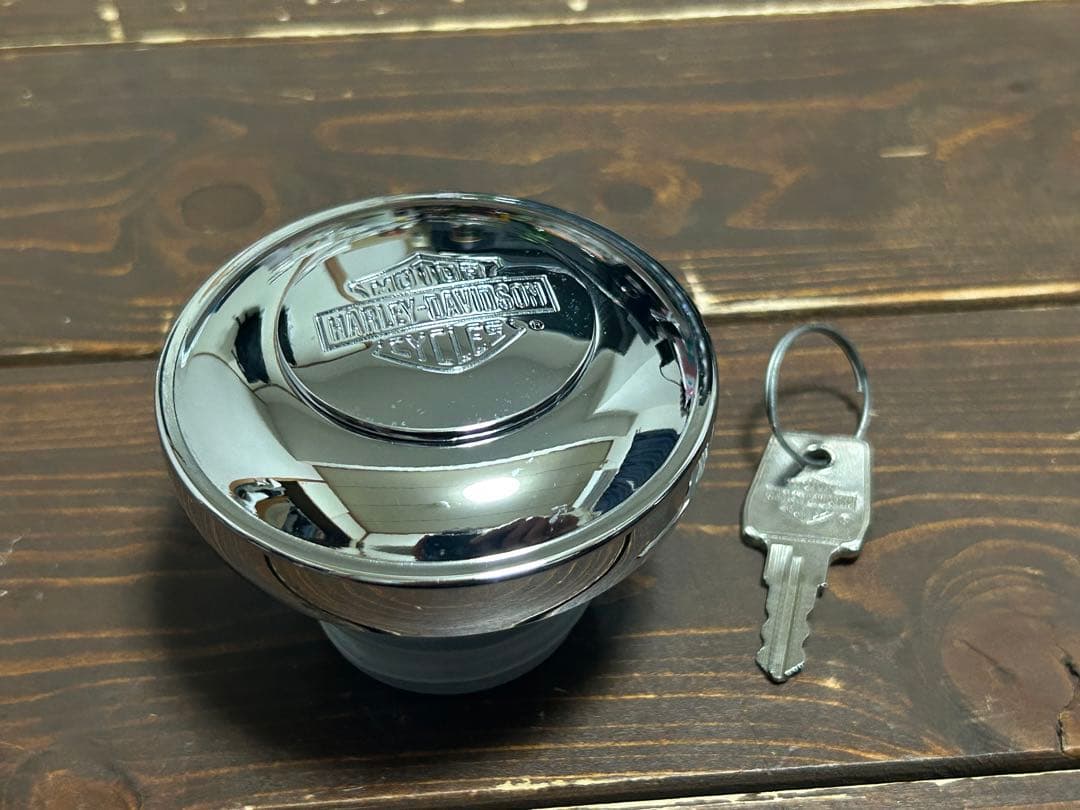 ハーレー フューエルキャップ 鍵付き 大割引 www.shelburnefalls.com