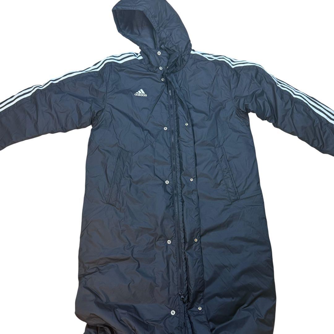 【新品タグ付】adidas ベンチコート XL 黒 中綿 ロング丈 3ストライプ 【新品タグ付】adidas ベンチコート XL 黒 中綿 ロング丈 3ストライプ