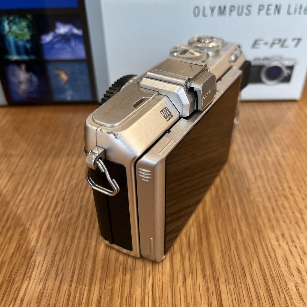 OLYMPUS