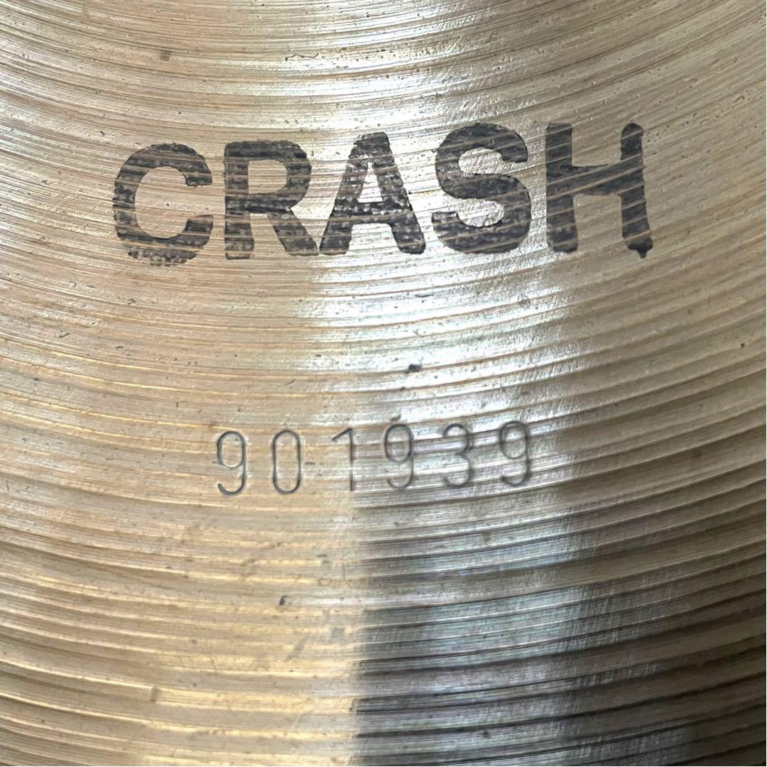 Paiste 2002 Clash 18 黒ロゴ