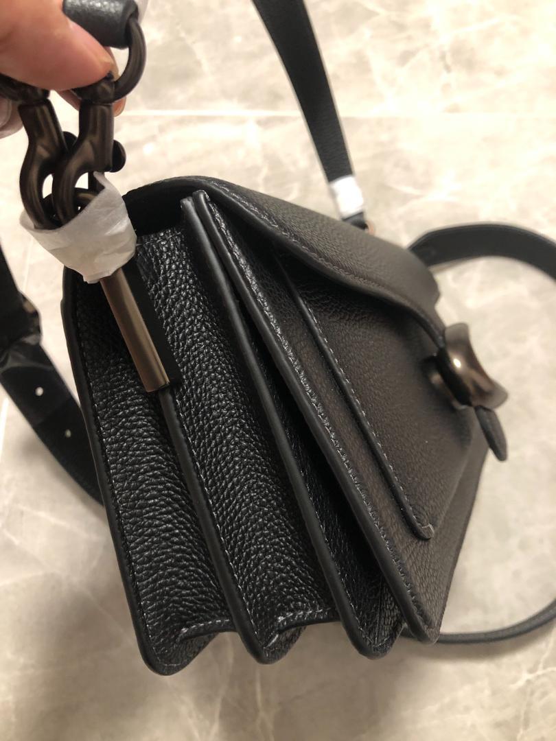 新品 未使用 coach CH857 タビー ショルダー バッグ 26 ブラック