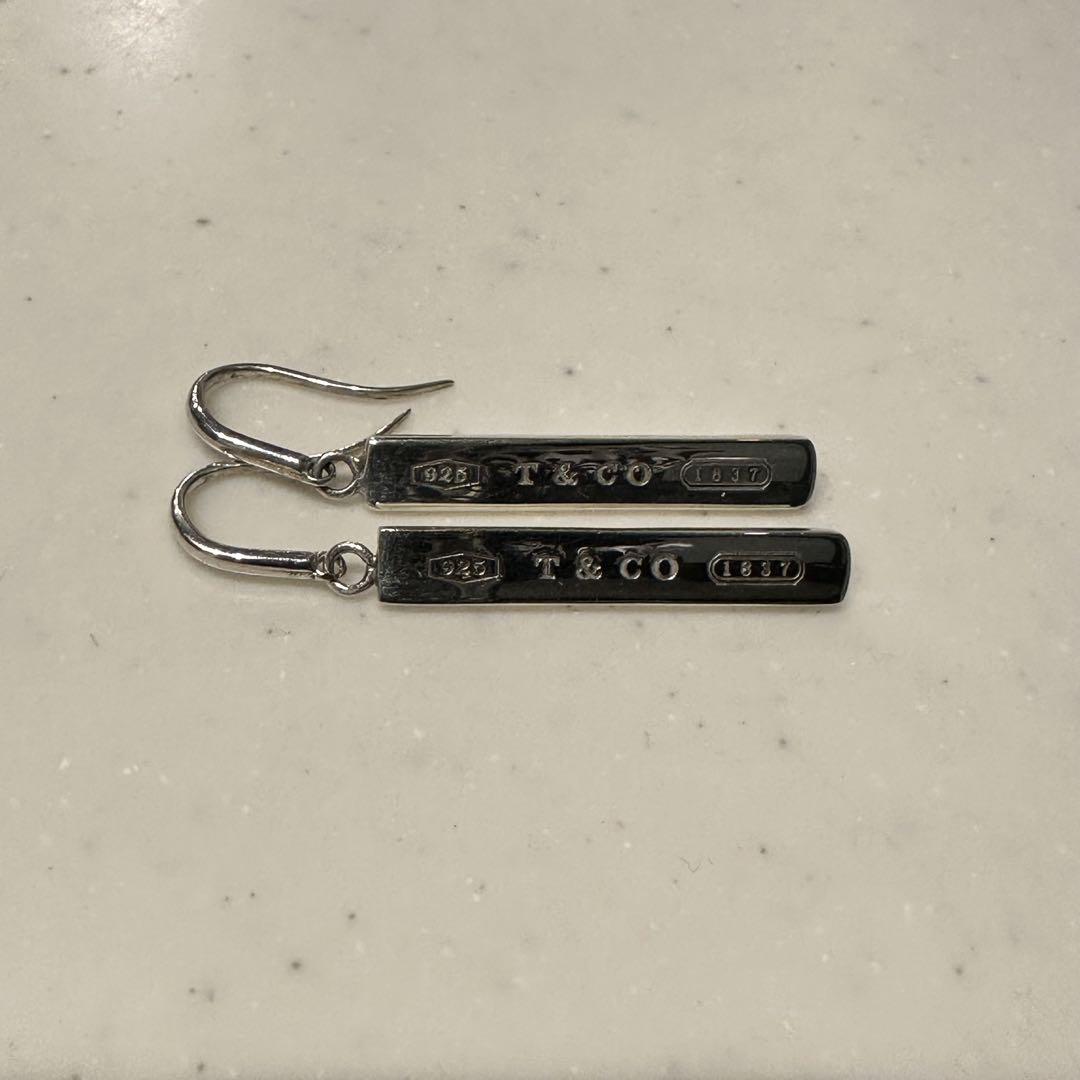 あらしーの様Tiffany & Co. ティファニー バー ピアス 1837