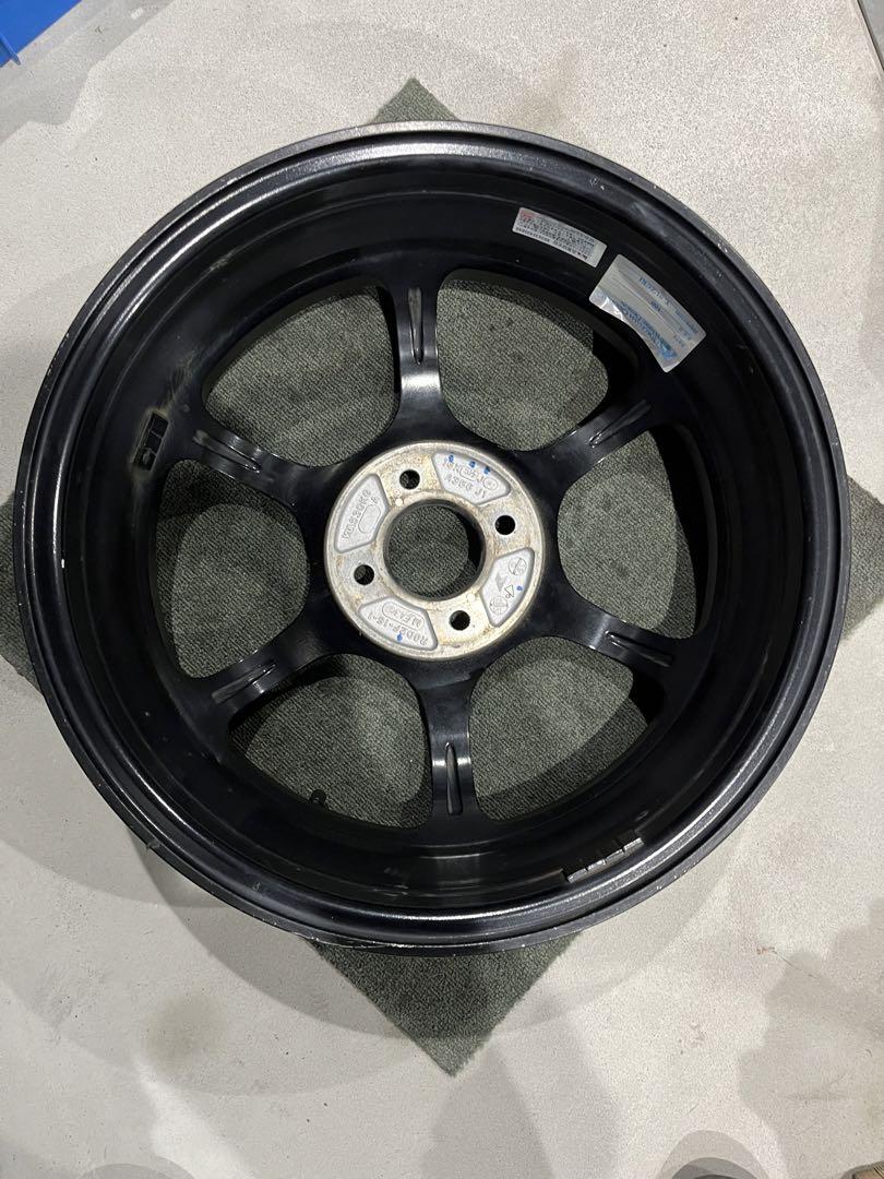 ADVAN Racing RG-D2 16インチ ホイール