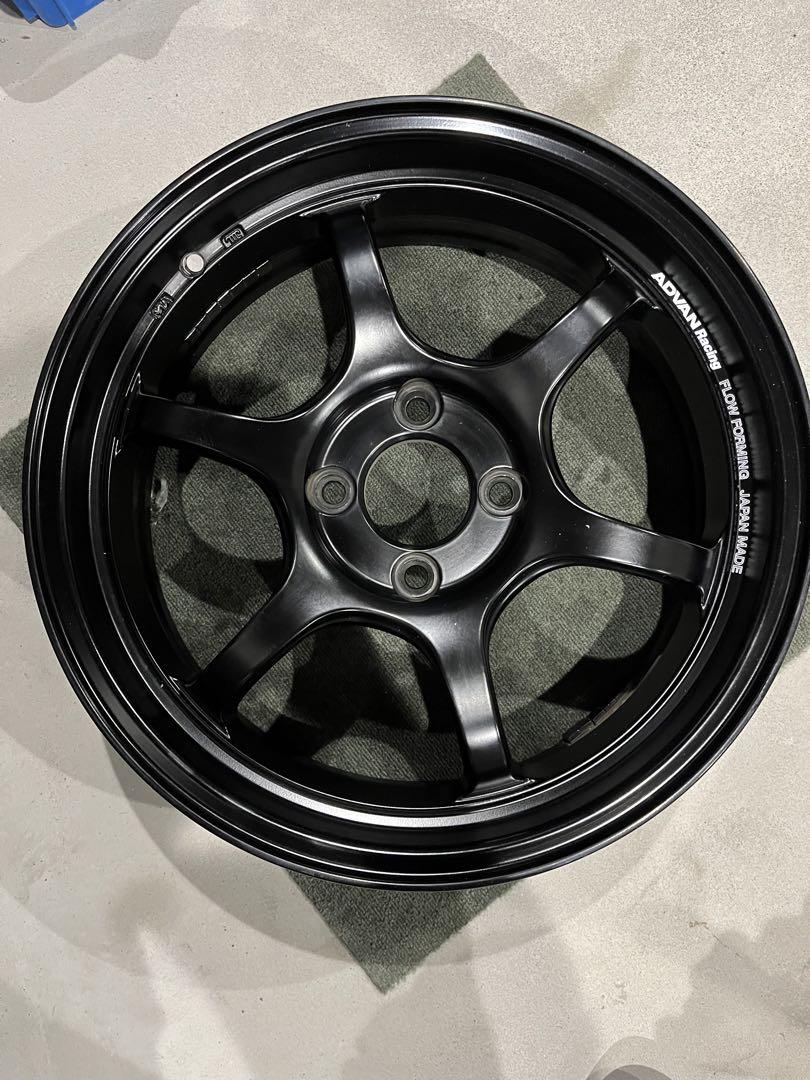 ADVAN Racing RG-D2 16インチ ホイール