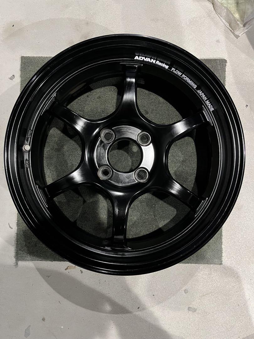 ADVAN Racing RG-D2 16インチ ホイール
