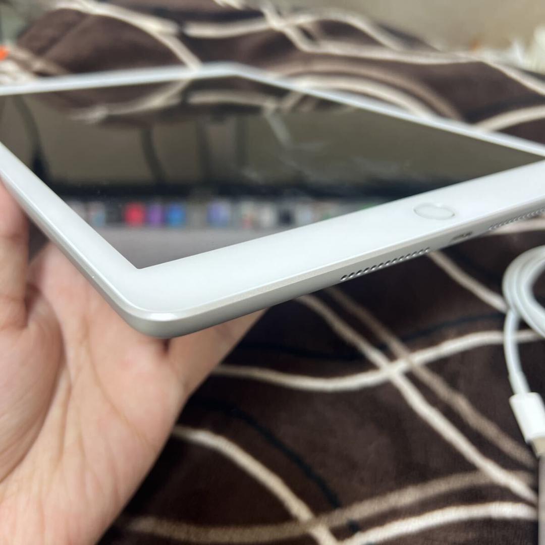 Apple iPad 第7世代 32GB Wi-Fi 電池健康99 MEBLE-SODAR_PL