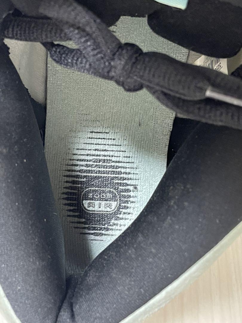 NIKESBシークリスタル